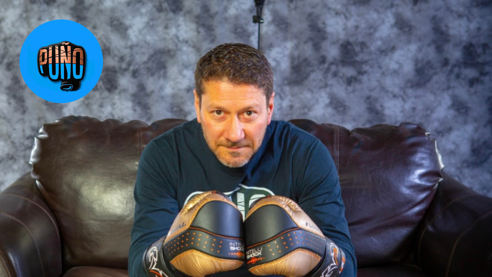 Fernando Saturno del Pino, founder of PUÑO Wellness, with the PUÑO logo